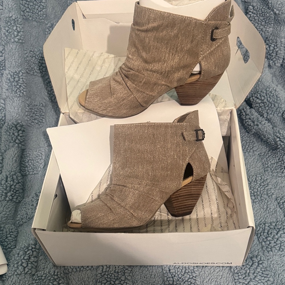 ALDO Peep-Toe Ankle Booties in Taupe Fabric